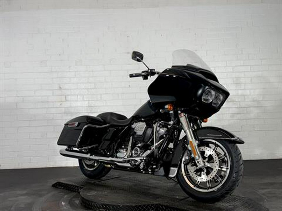 2025 Harley-Davidson Road Glide Police