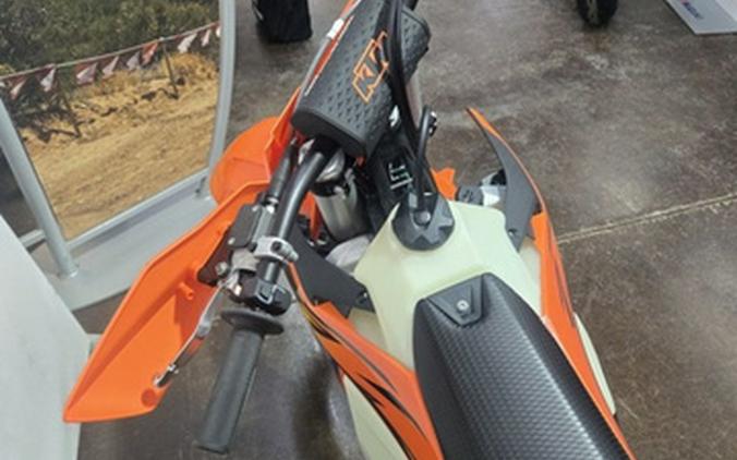 2026 KTM XC 300