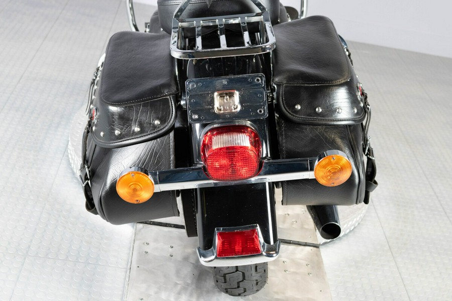 2017 Harley-Davidson Heritage Softail Classic FLSTC