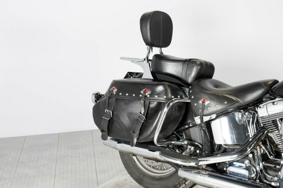 2017 Harley-Davidson Heritage Softail Classic FLSTC