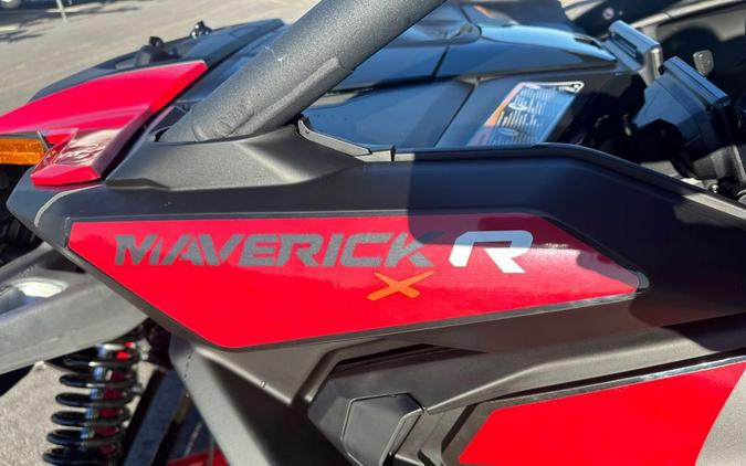 2024 Can-Am MAVERICK R X 999T DCT