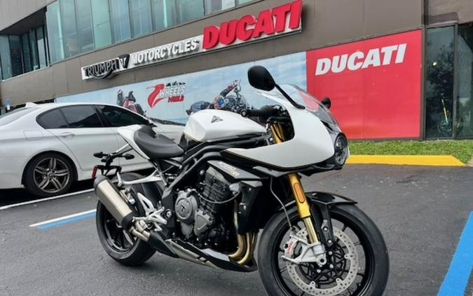 2022 Triumph Speed Triple 1200 RR Crystal White Storm Grey