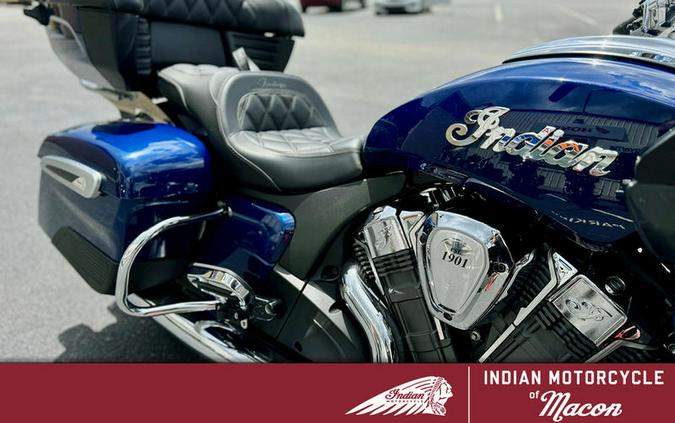 2022 Indian Motorcycle® Pursuit Limited with Premium Package Deepwater Metallic