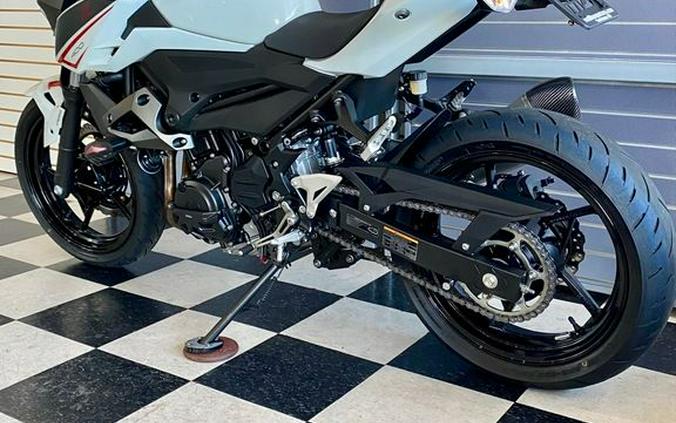 2023 Kawasaki Z400 ABS