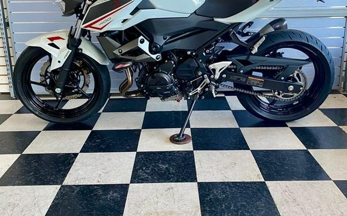 2023 Kawasaki Z400 ABS