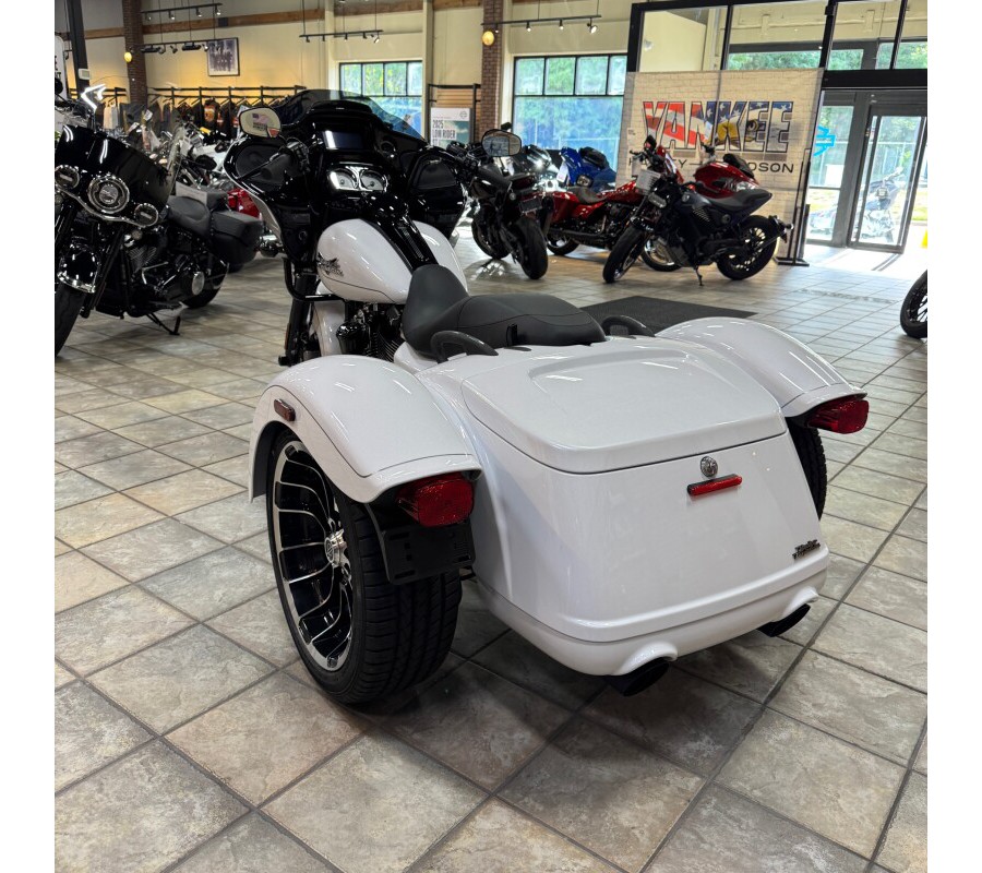 2025 Road Glide® 3 FLTRT