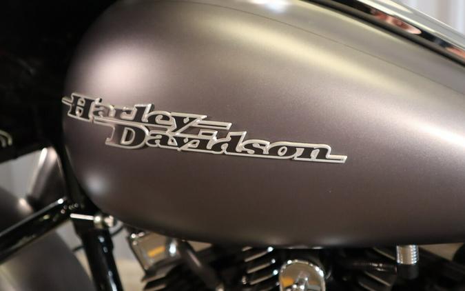 2016 Harley-Davidson® Street Glide® Special FLHXS