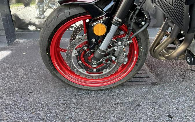 2024 Kawasaki Z900 ABS Metallic Spark Black/Metallic Matte Dark Gray