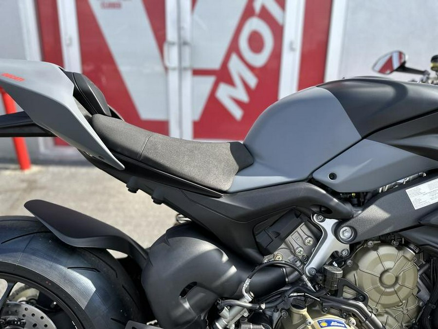 2024 Ducati Streetfighter V4 S Grey & Black