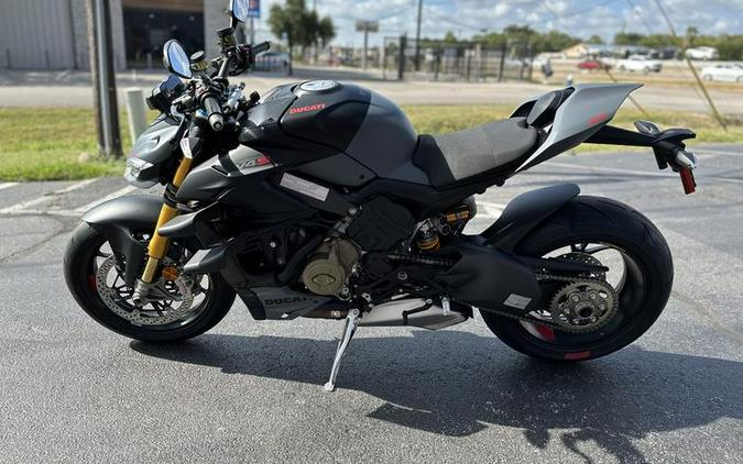 2024 Ducati Streetfighter V4 S Grey & Black