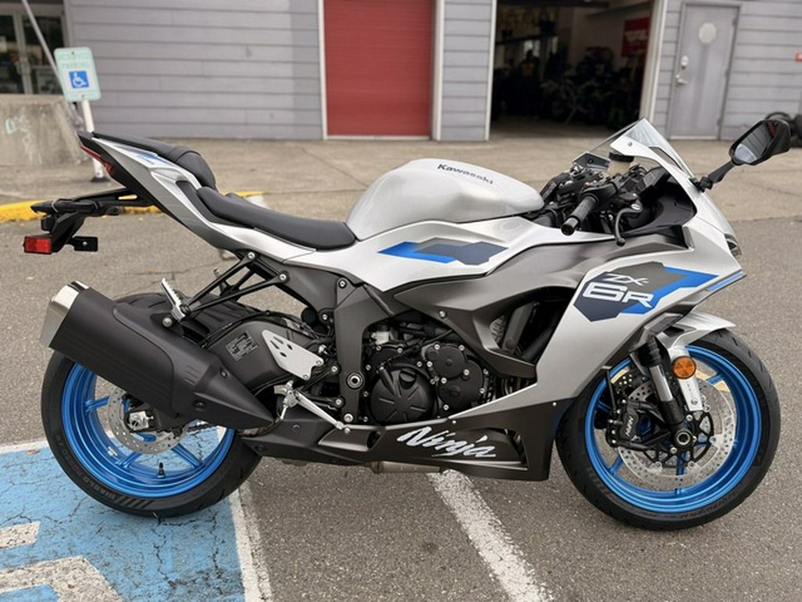 2027 Kawasaki Ninja ZX-6R ABS