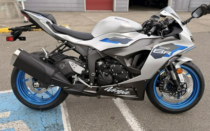 2027 Kawasaki Ninja ZX-6R ABS