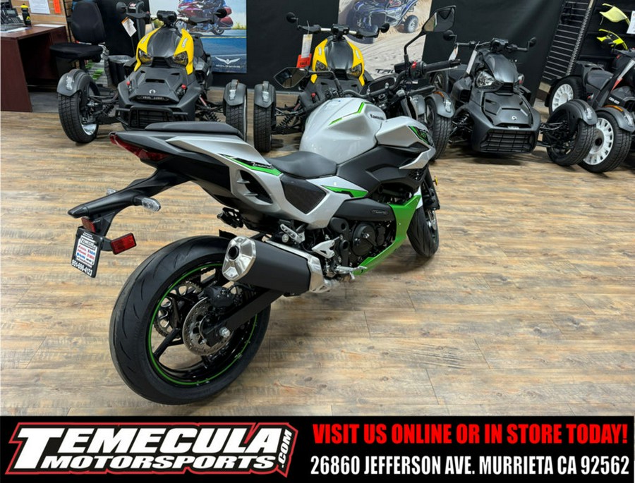 2024 Kawasaki Ninja® 7 Hybrid ABS