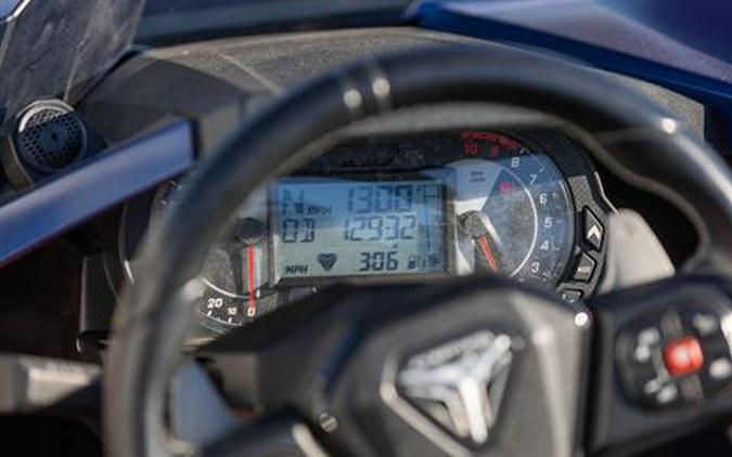 2022 Polaris SLINGSHOT