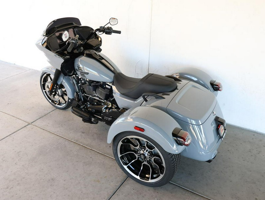 2026 Harley-Davidson® FLTRT - Road Glide® 3