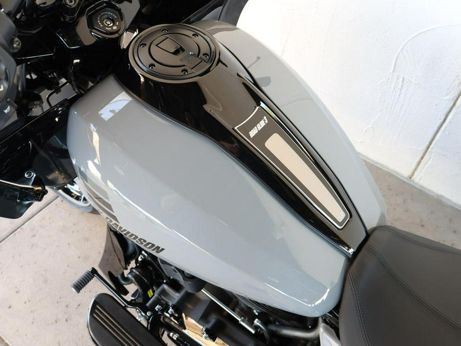 2026 Harley-Davidson® FLTRT - Road Glide® 3