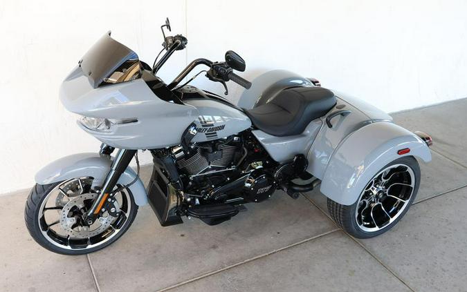 2026 Harley-Davidson® FLTRT - Road Glide® 3