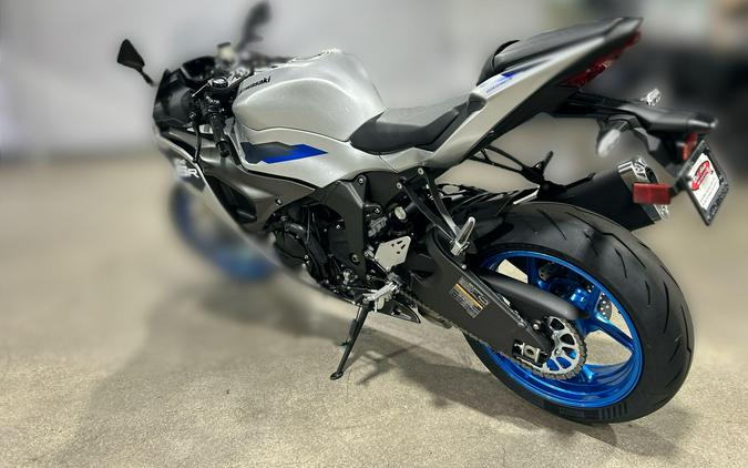 2027 Kawasaki NINJA ZX-6R ABS