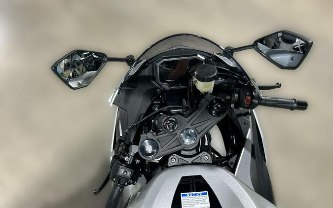 2027 Kawasaki NINJA ZX-6R ABS
