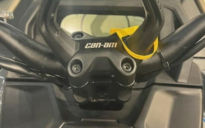 2026 Can-Am Outlander X mr 1000R Granite Grey