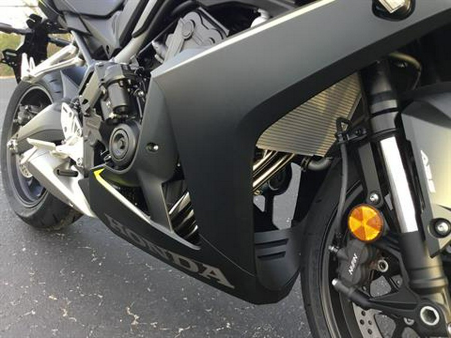 2026 Honda CBR650R E-Clutch