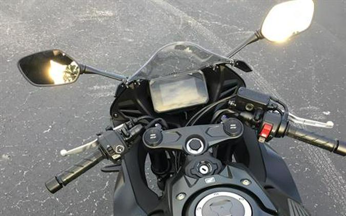 2026 Honda CBR650R E-Clutch