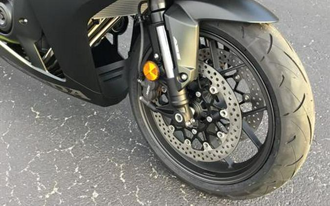 2026 Honda CBR650R E-Clutch