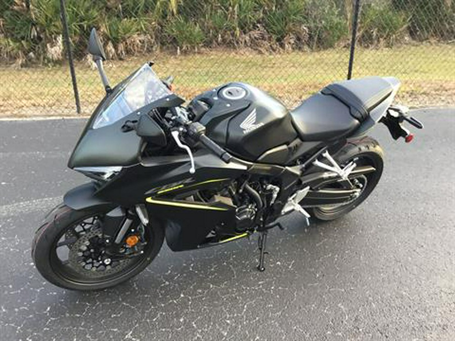 2026 Honda CBR650R E-Clutch