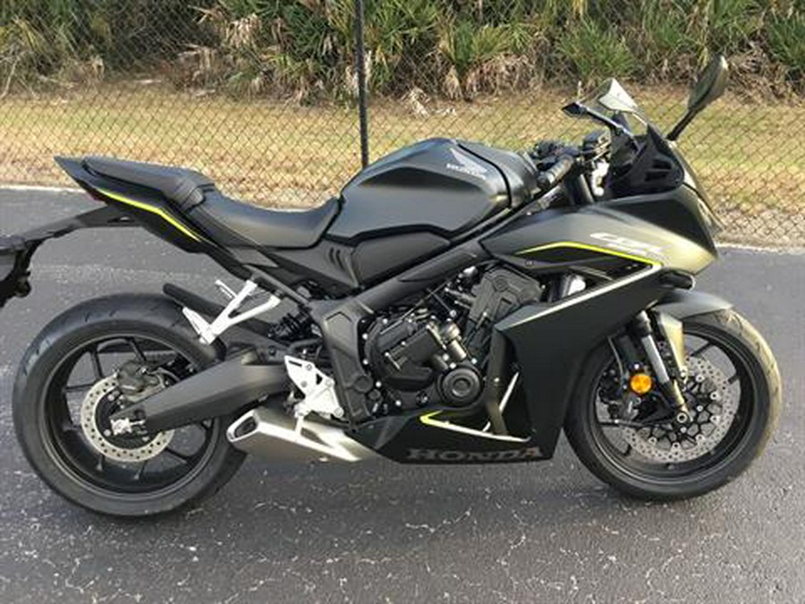 2026 Honda CBR650R E-Clutch