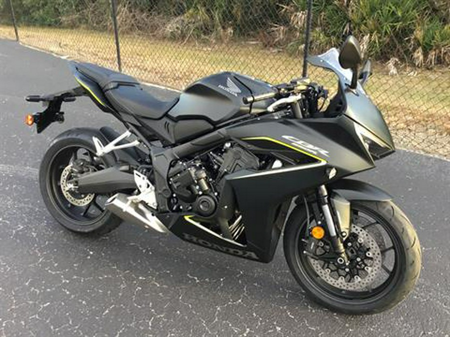 2026 Honda CBR650R E-Clutch