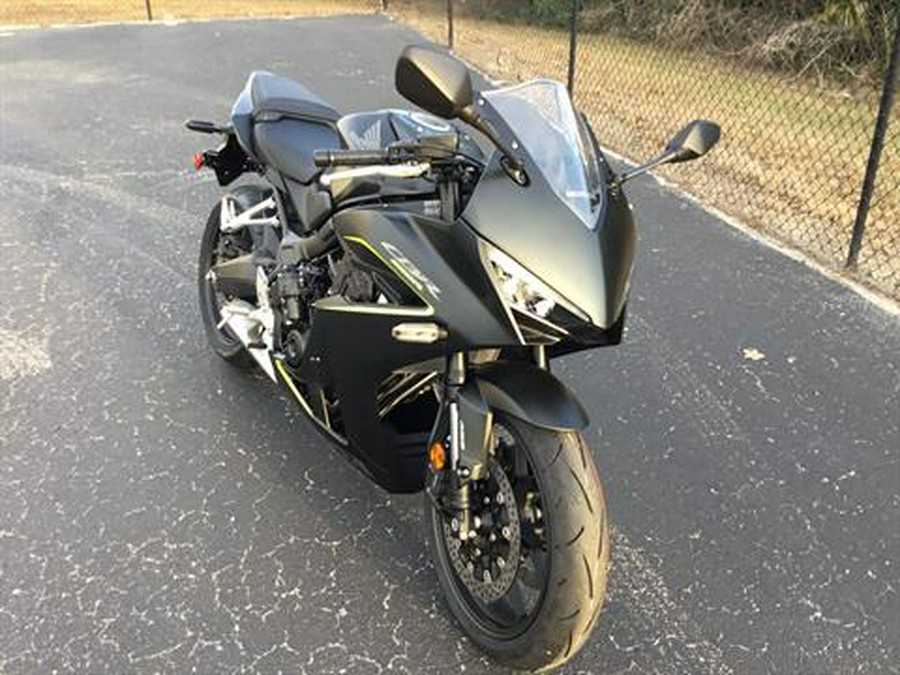 2026 Honda CBR650R E-Clutch