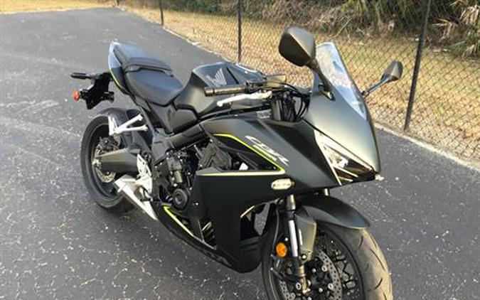 2026 Honda CBR650R E-Clutch