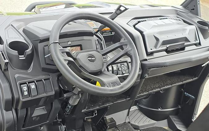 2026 Can-Am® Defender XT HD9