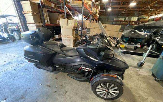 2022 Can-Am Spyder RT Sea-to-Sky