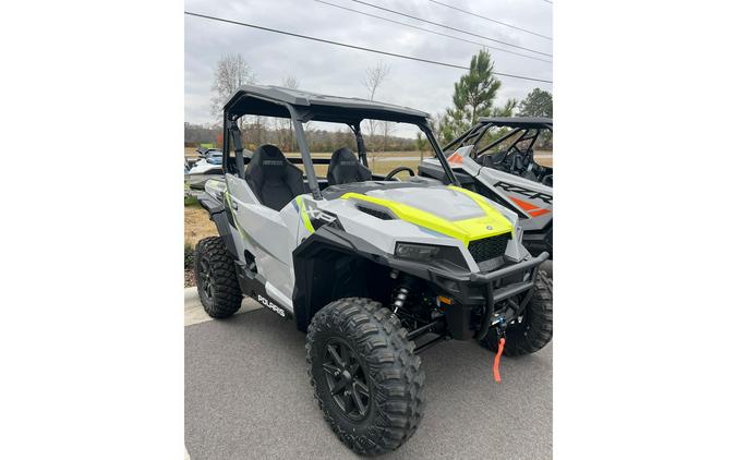 2024 Polaris Industries GENERAL XP 1000 SPORT