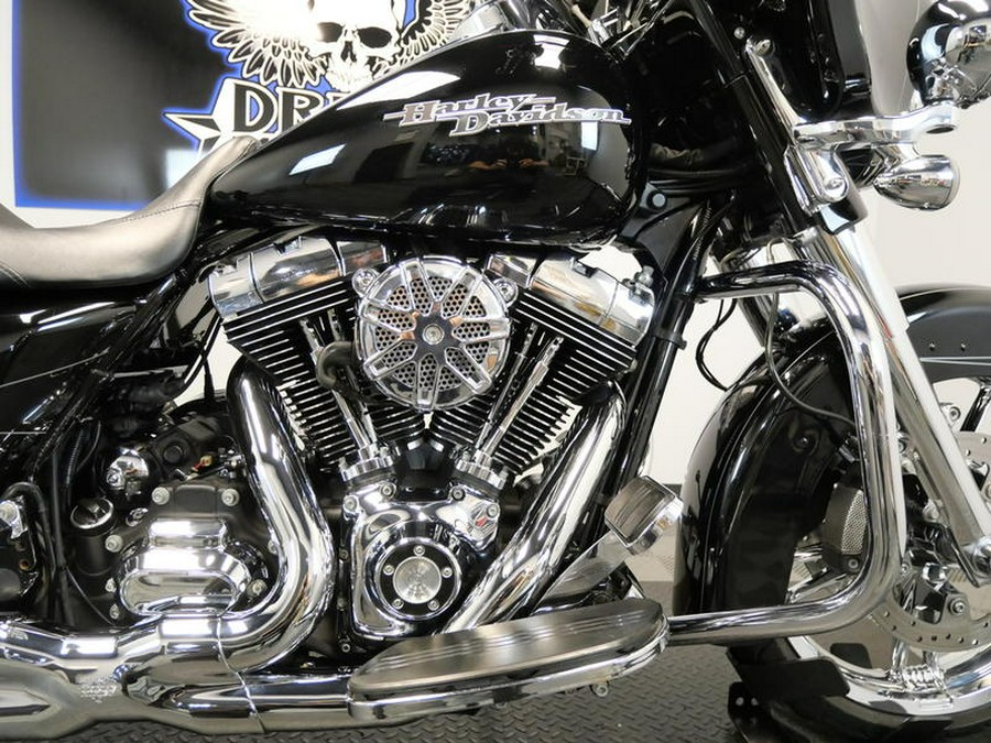 2014 Harley-Davidson® FLHXS - Street Glide® Special