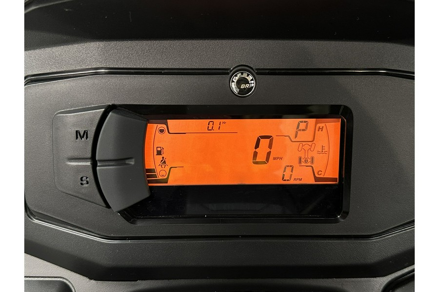 2025 Can-Am Defender XT HD7