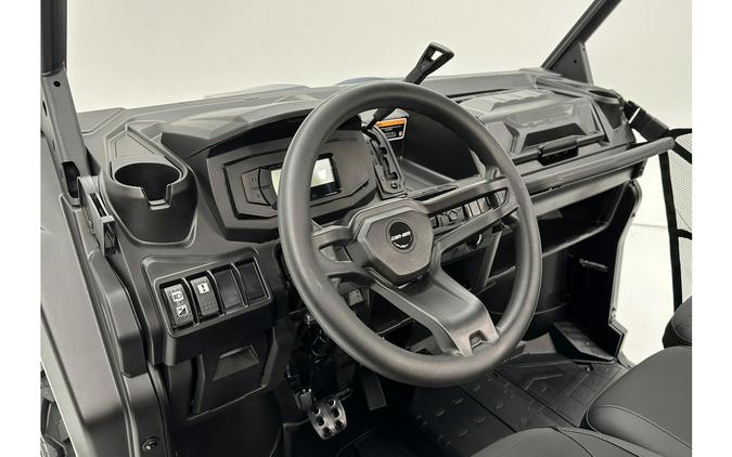 2025 Can-Am Defender XT HD7