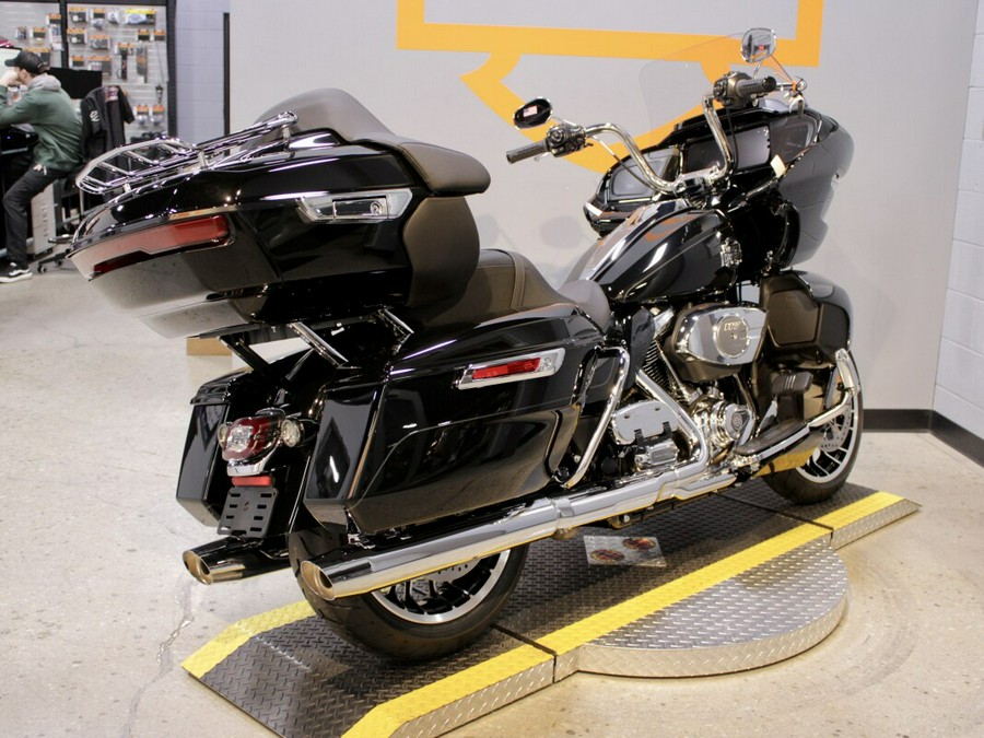New 2026 Harley-Davidson Road Glide Limited Grand American Touring FLTRXL Motorcycle For Sale In Columbus, OH