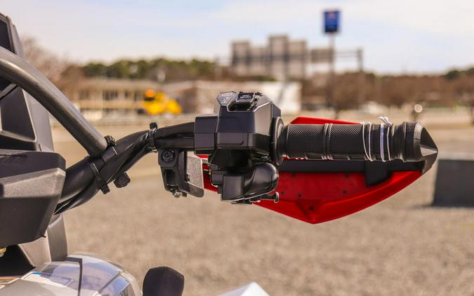 2026 Can-Am® Renegade X mr 1000 R Hyper Silver & Legion Red