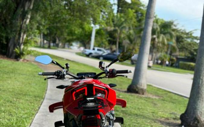 2025 Ducati Streetfighter V4
