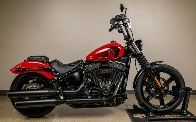 2022 Harley-Davidson® SOFTAIL STREET BOB 114
