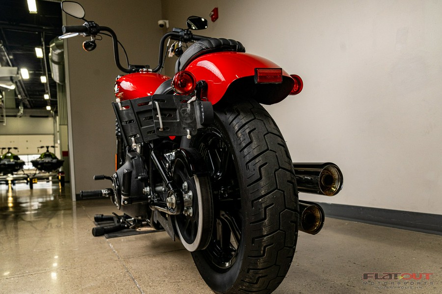 2022 Harley-Davidson® SOFTAIL STREET BOB 114