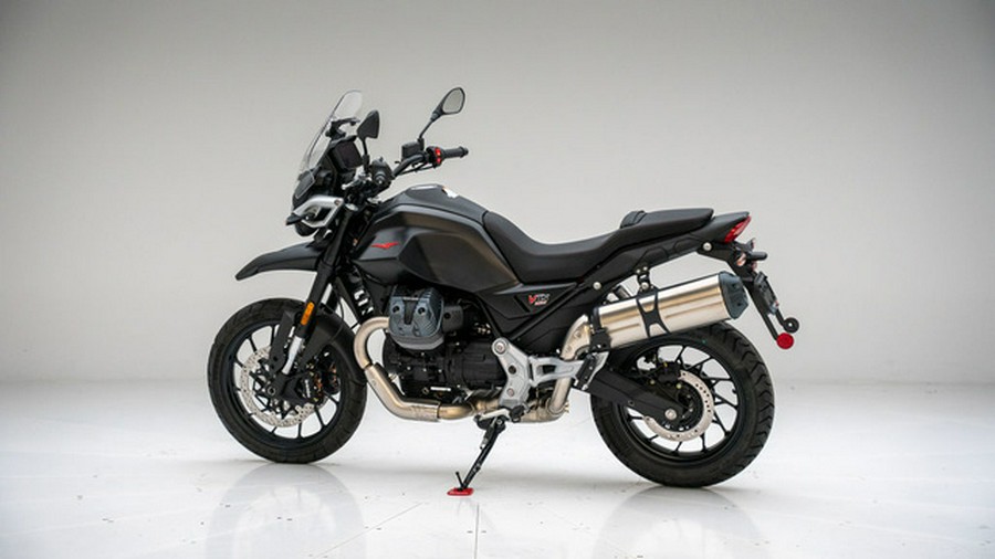 2025 Moto Guzzi V85 Strada