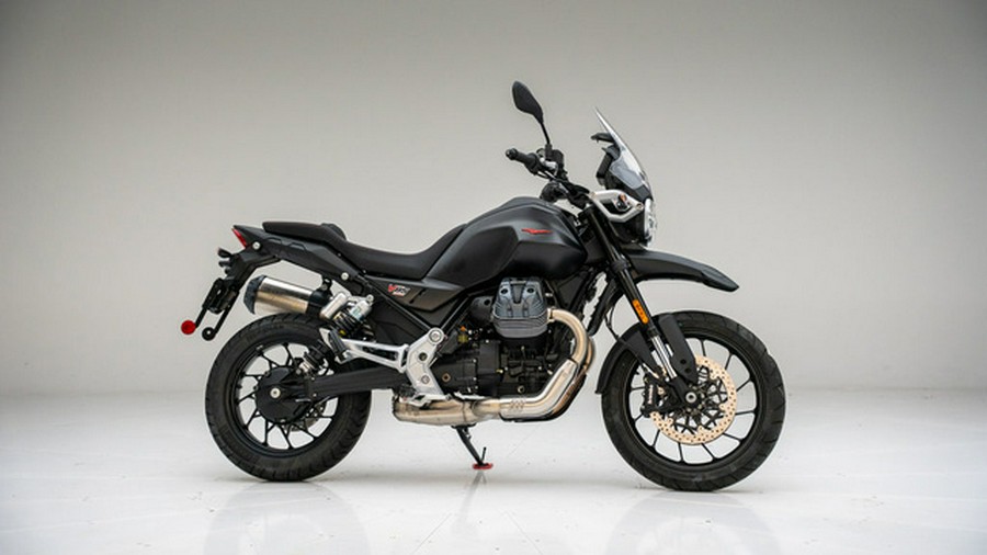 2025 Moto Guzzi V85 Strada
