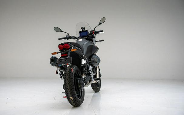 2025 Moto Guzzi V85 Strada