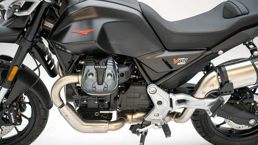 2025 Moto Guzzi V85 Strada