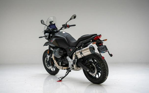 2025 Moto Guzzi V85 Strada