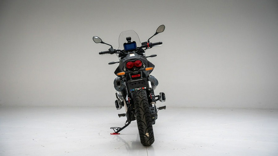 2025 Moto Guzzi V85 Strada