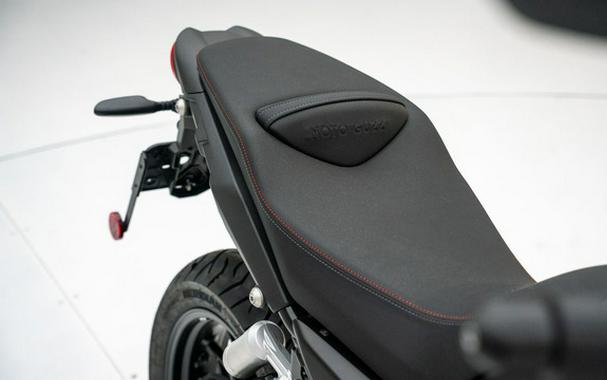 2025 Moto Guzzi V85 Strada